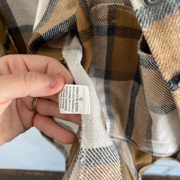 Plaid Button-Up Jacket - Picture 5 of 6